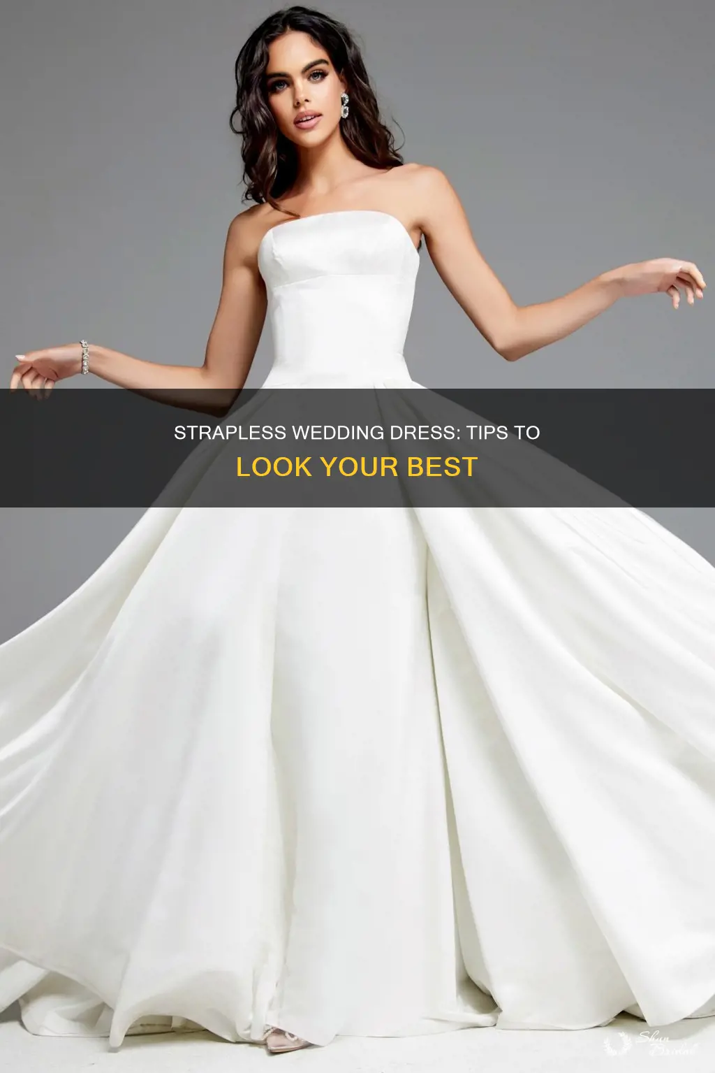 how to look good in a strapless wedding dress