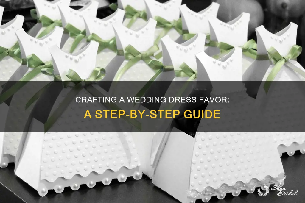 how to make a wedding dress favor
