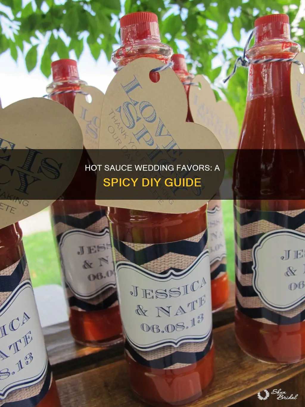 how to make hot sauce wedding favors