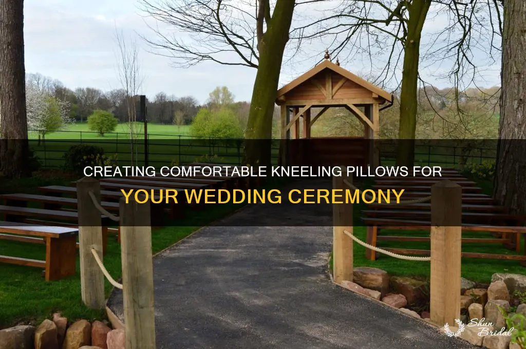 how to make wedding kneeling pillows