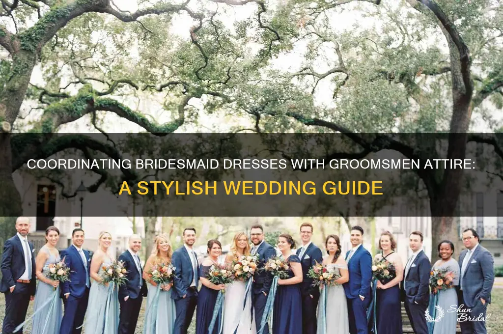 how to match bridesmaid dresses to groomsmen