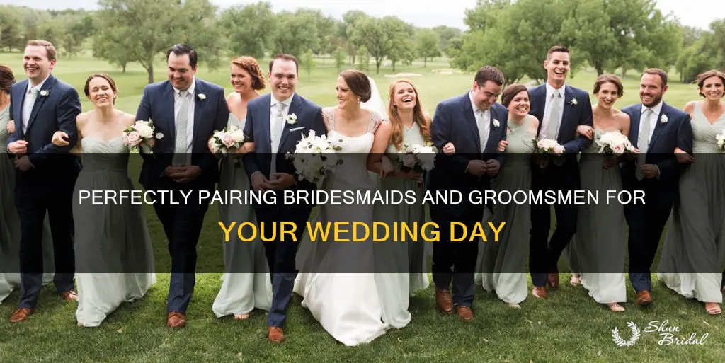 how to pair up bridesmaids and groomsmen