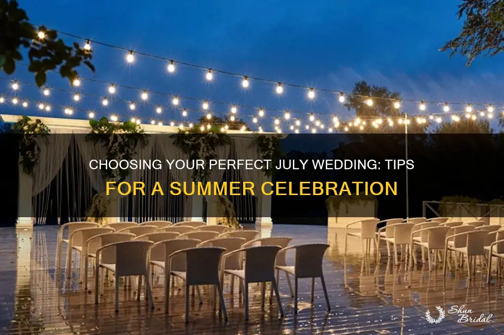 how to pick a july wedding