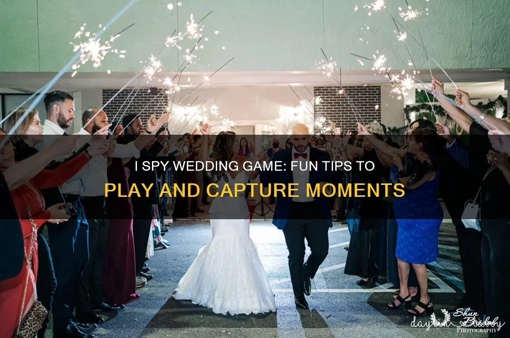 how to play I spy wedding game