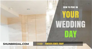 Perfect Wedding Poses: Tips for Effortless and Timeless Photos on Your Big Day