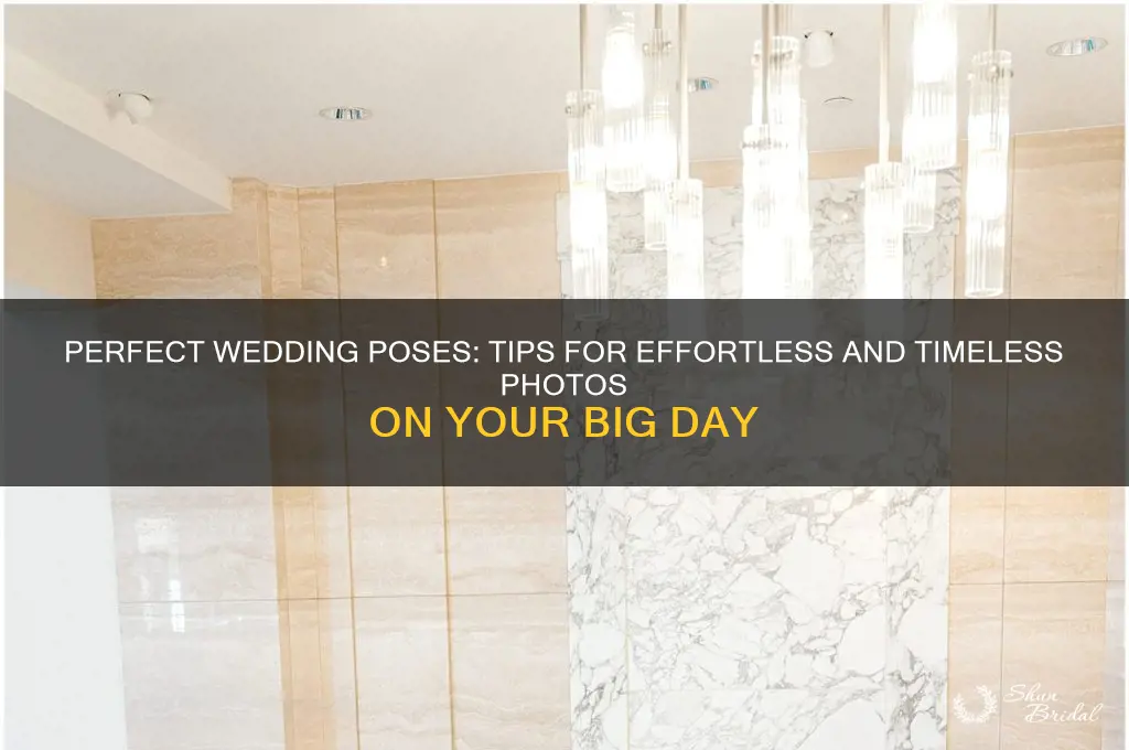 how to pose on your wedding day