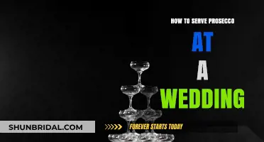 Elegant Prosecco Serving Tips for Your Perfect Wedding Celebration