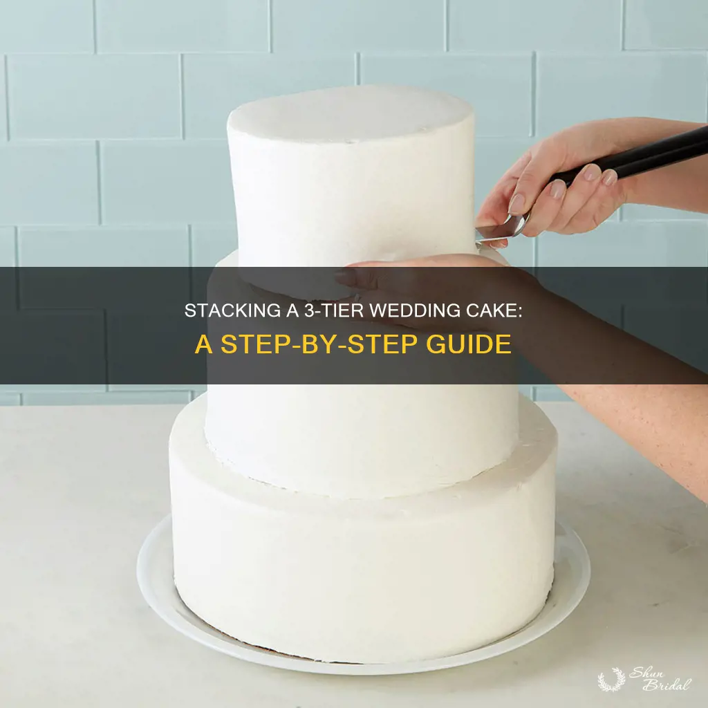 how to stack 3 tier wedding cake