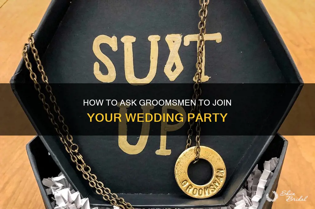 how to tell groomsmen