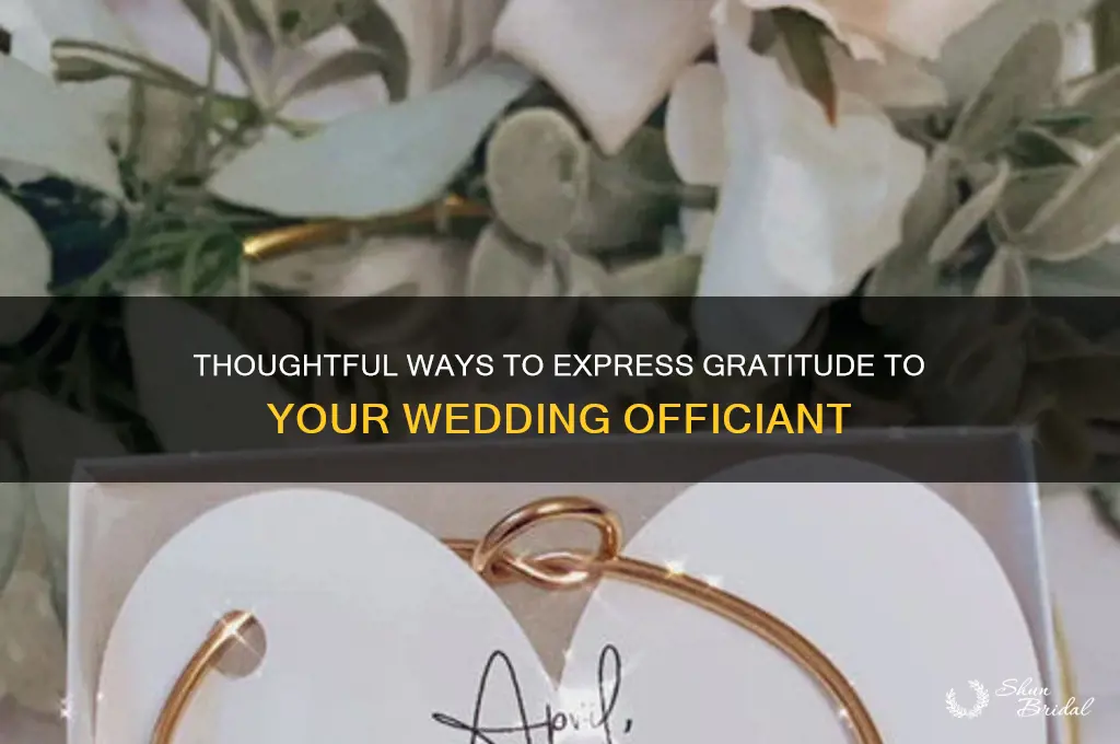 how to thank wedding officiant