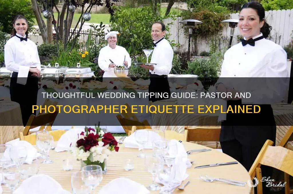 how to tip pastor and photographer on wedding day