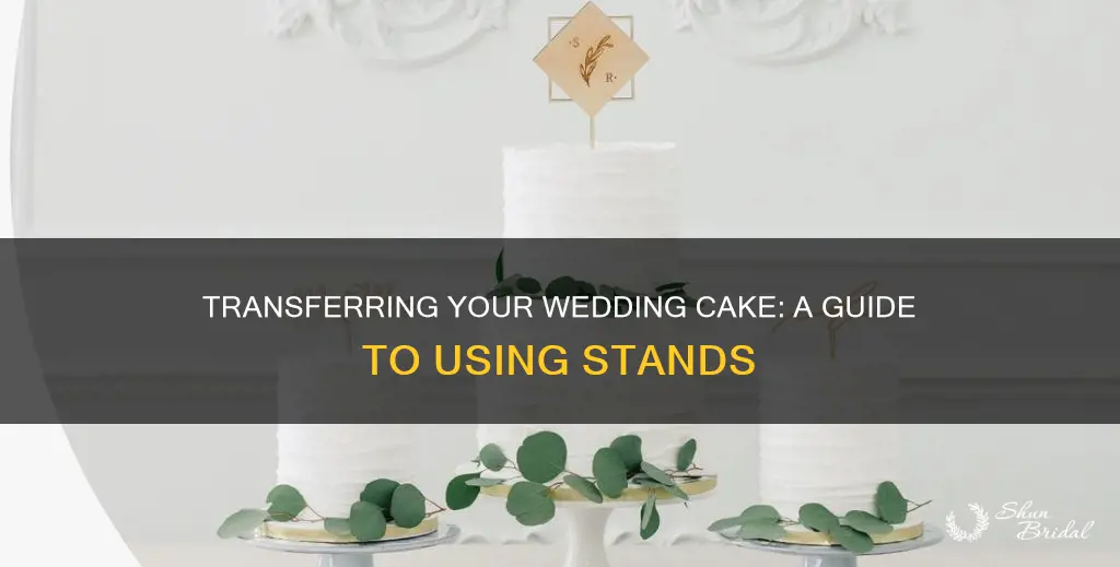 how to transfer wedding cake to stand