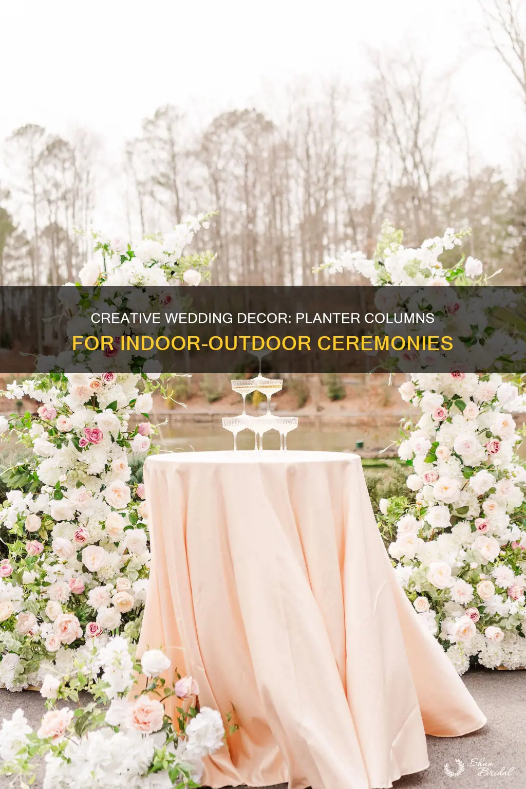 how to use indoor outdoor planter columns for wedding