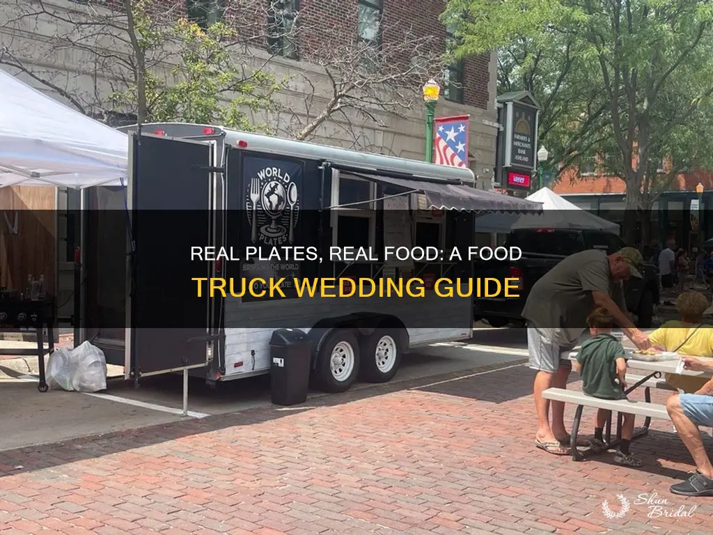 how to use real plates wit ha food truck wedding