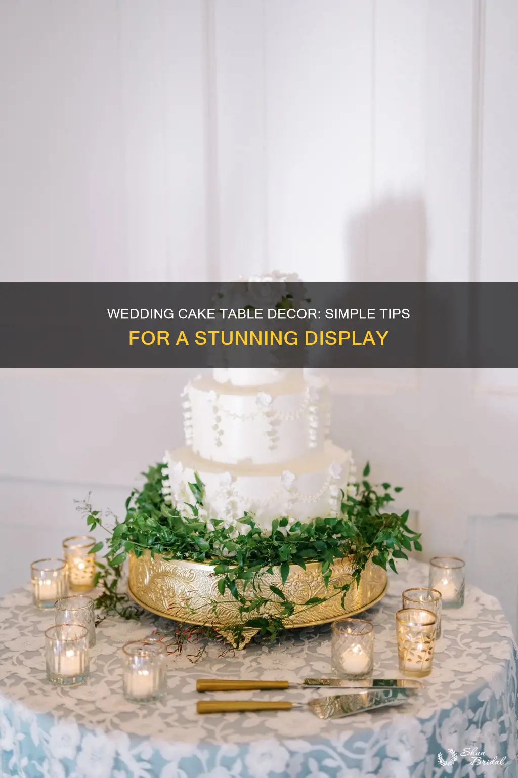 how too decorate a wedding cake table