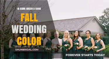 Elegant Dark Green: Perfect Fall Wedding Color Palette Inspiration