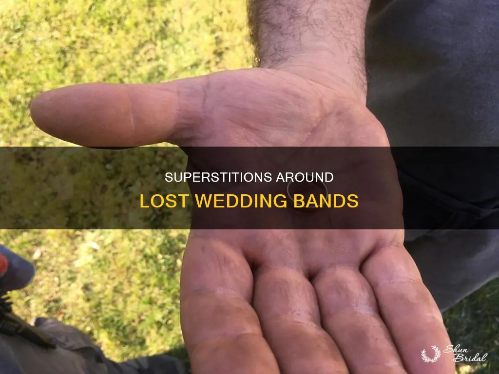 is it bad luck to lose your wedding band