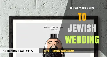 Bringing Gifts to a Jewish Wedding: Etiquette and Traditions Explained