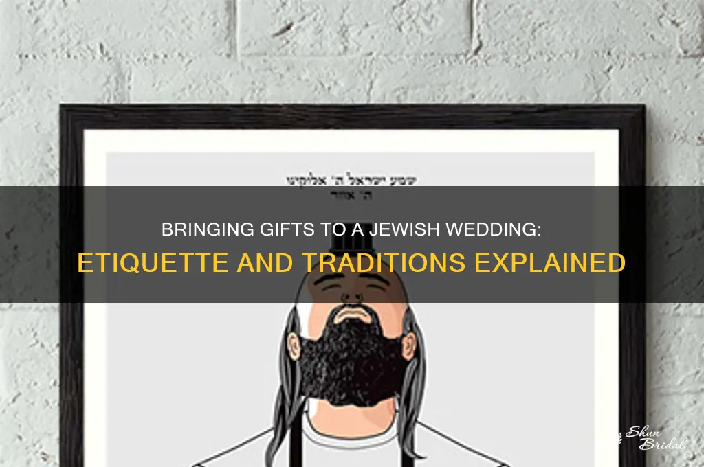 is it ok to bring gifts to jewish wedding