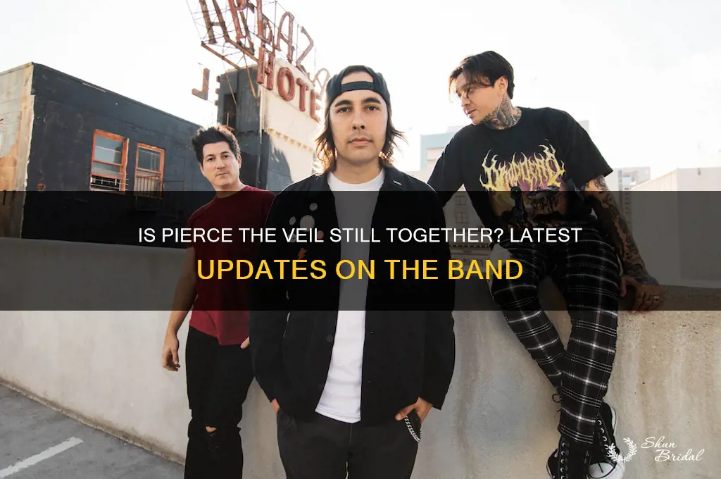 is pierce the veil still a band