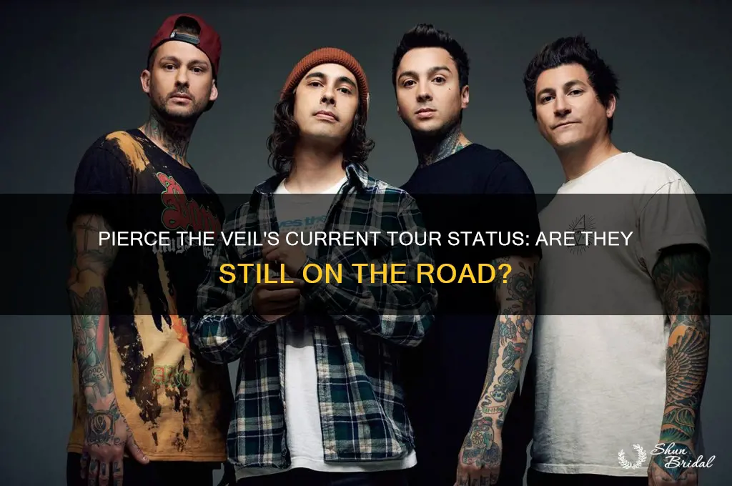 is pierce the veil still touring