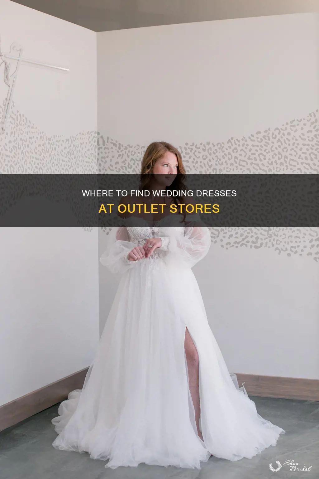 is there a wedding dress store in the outlets