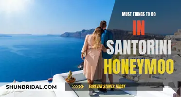 Honeymoon Paradise: Santorini's Top 5 Romantic Getaways