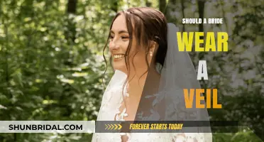 Should Brides Wear Veils? Tradition vs. Modern Wedding Style