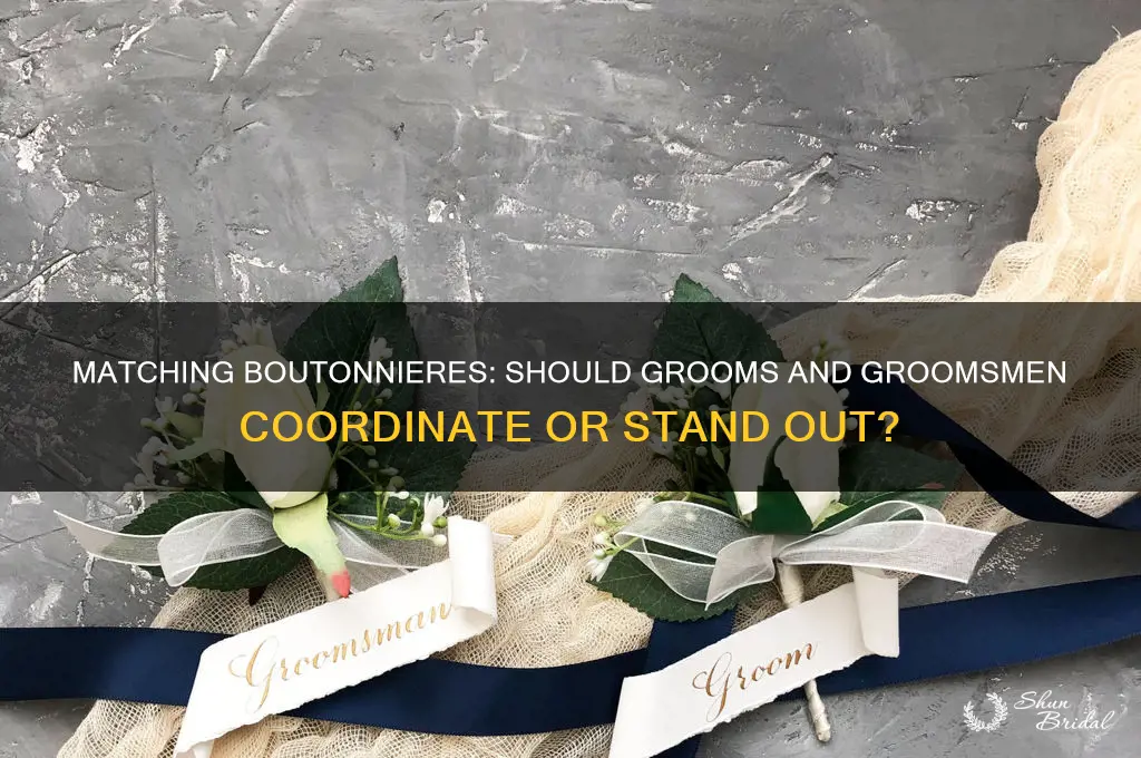 should groom and groomsmen have the same boutonniere