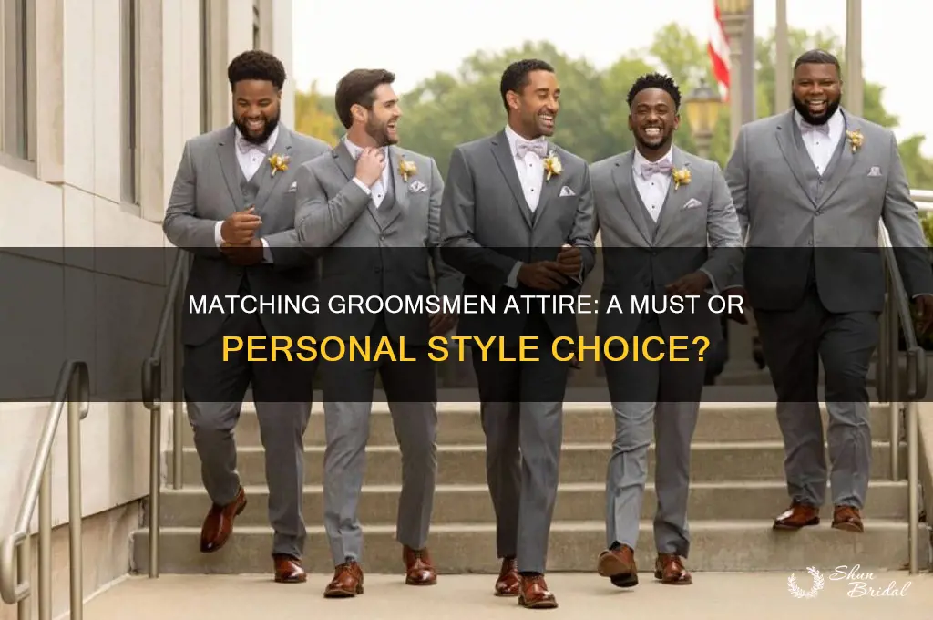 should groomsmen be matching