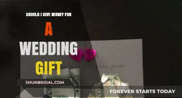 Wedding Gift Dilemma: Cash or Creative? What’s the Best Choice?