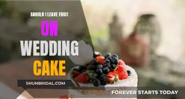 Fruit on Wedding Cakes: Yes or No?