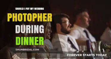 Should You Pay Your Wedding Photographer During Dinner? Etiquette Explained