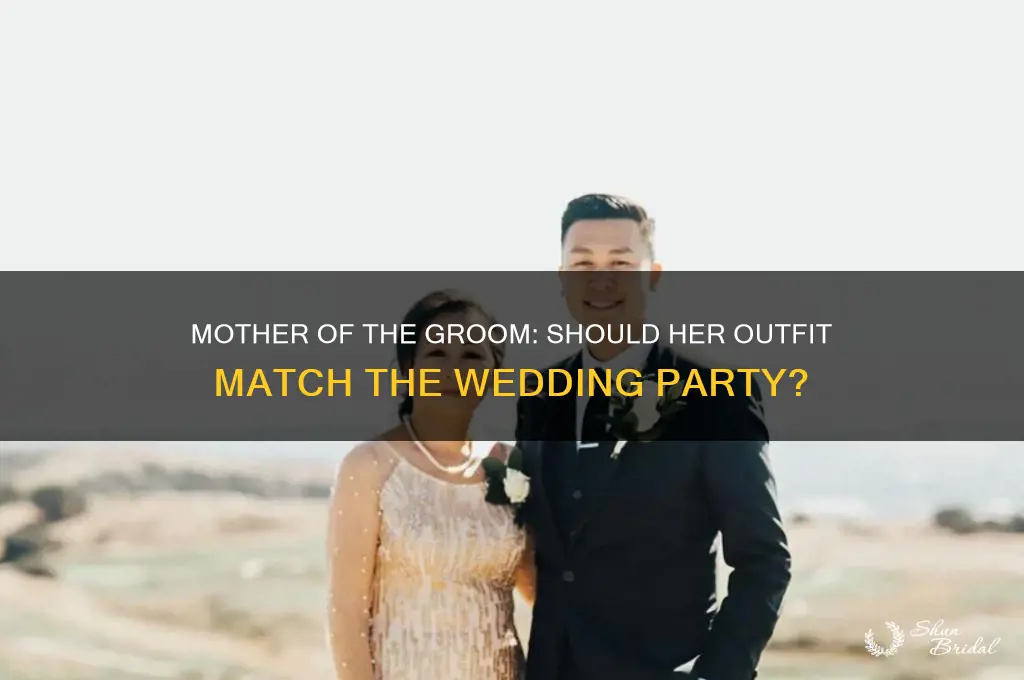 should mother of the groom match wedding party