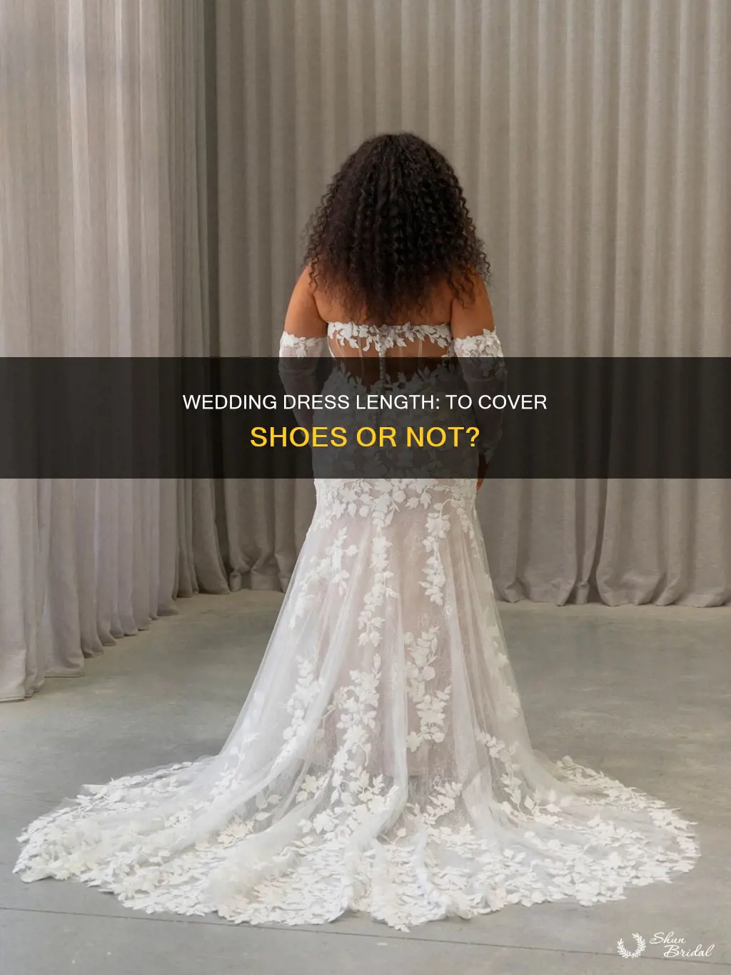 should my wedding dress cover my shoes