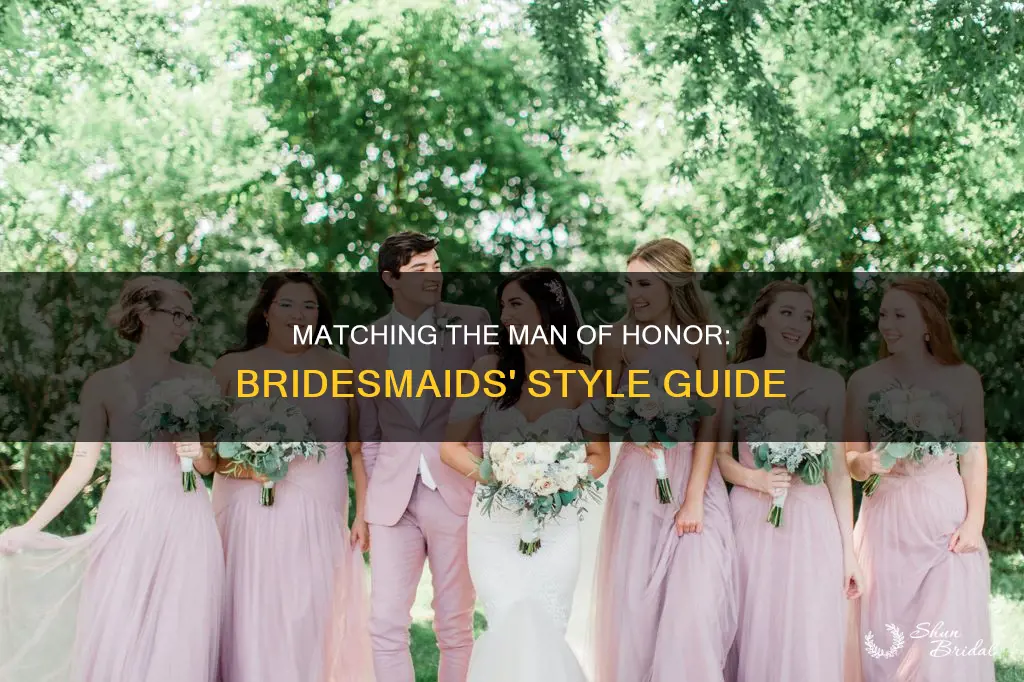 should the man of honor match the bridesmaids