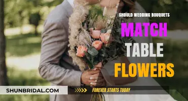 Matching Wedding Bouquets and Table Flowers: Do's and Don'ts