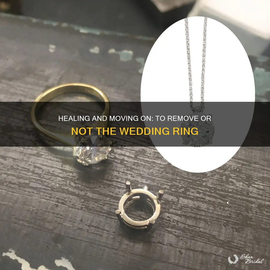 should you remove your wedding ring when widowed