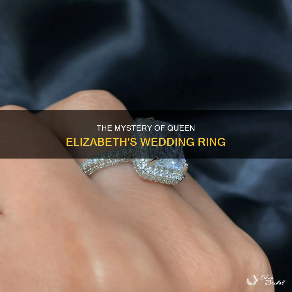 was queen elizabeth buried with her wedding ring