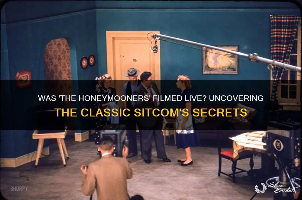 was the honeymooners filmed live