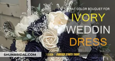 Ivory Wedding Dress: What Color Bouquet?
