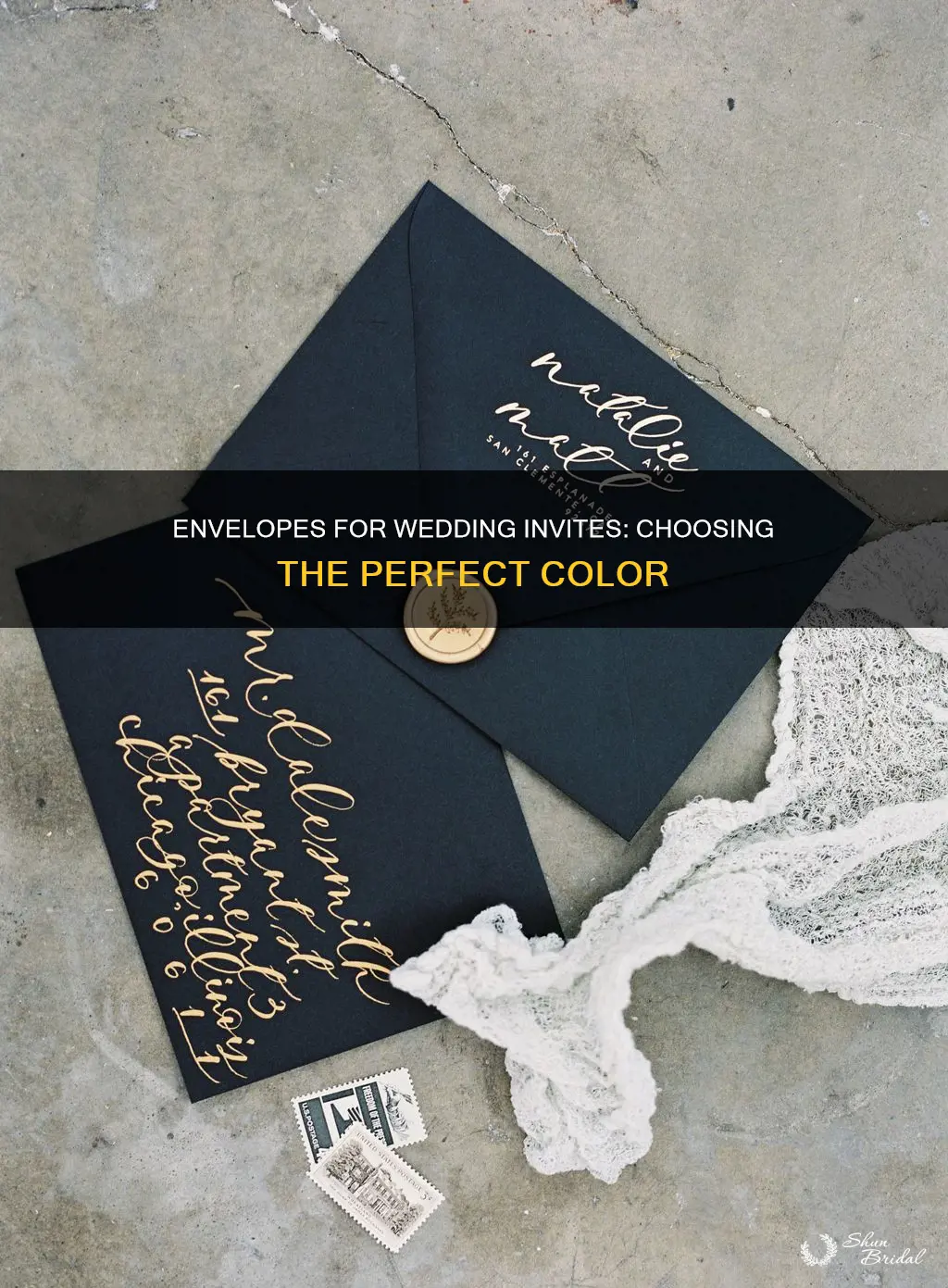 what color envelopes should I use for wedding invitations