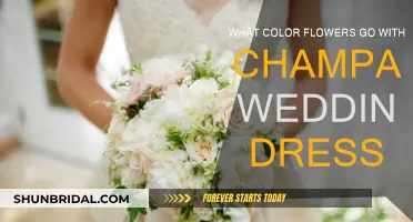 Champagne Wedding Dress: Best Floral Color Combos