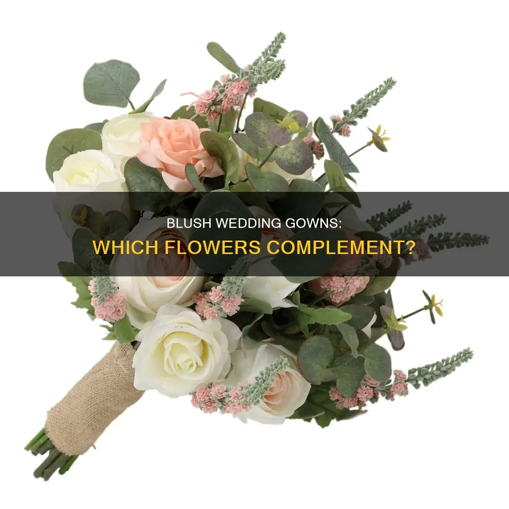 what color flowers with blush wedding dress