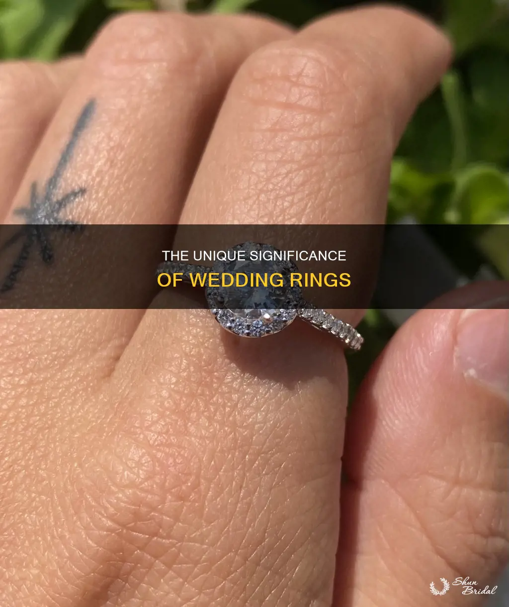 what different about wedding rings