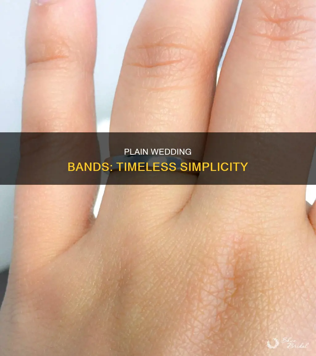 what do plain wedding band mean