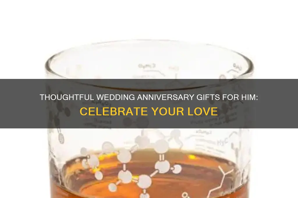 what do you get a man for wedding anniversary