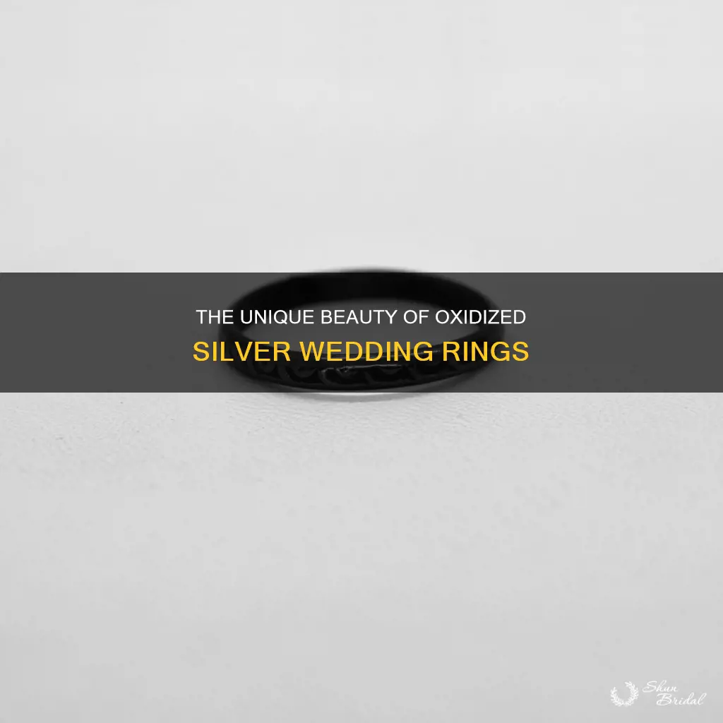 what does an oxidized silver wedding ring look like