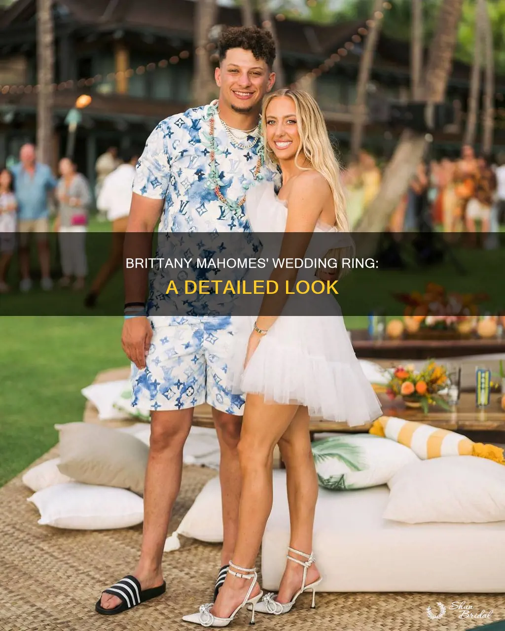 what does brittany mahomes wedding ring look like