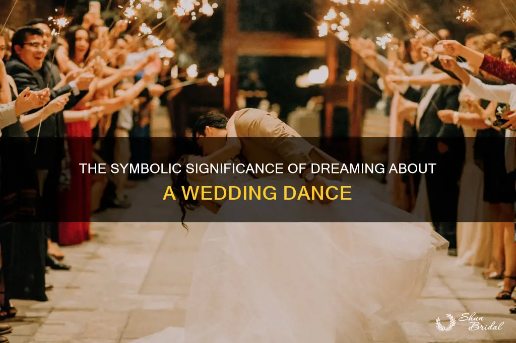 what does it mean dream with a wedding dance